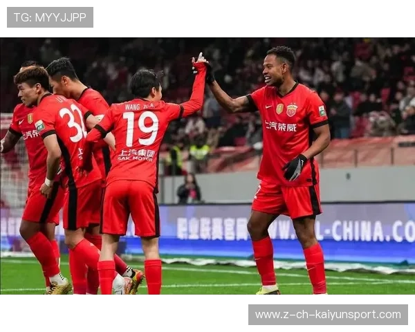 上海海港外援组合再度发力，卫冕梦进一步接近