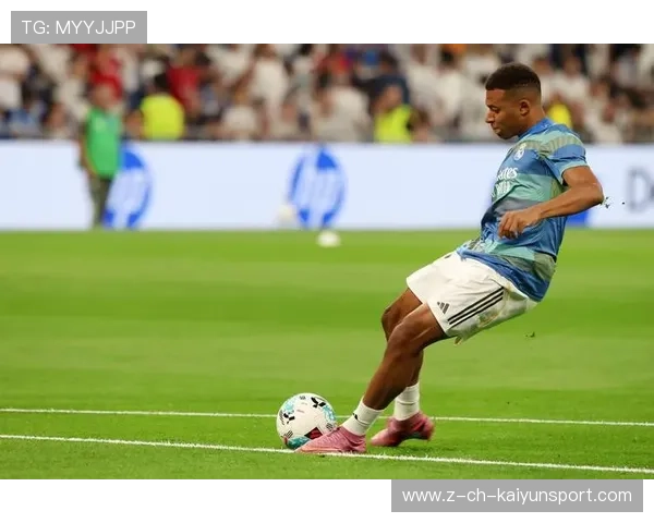 姆巴佩面对乌克兰半场高压，小组赛难度提升